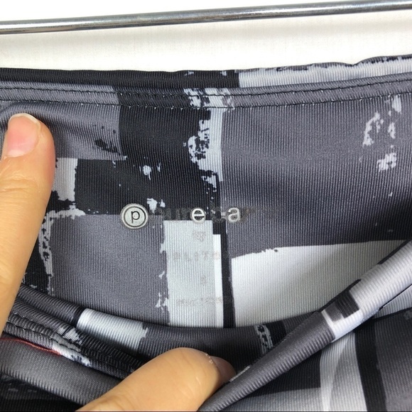 Pure Barre black white brush stroke Leggings - Picture 2 of 7